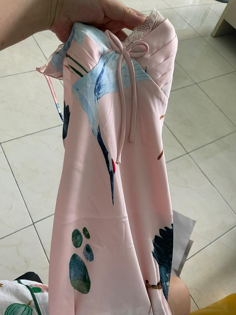 Đầm Ngủ 2 Dây Bạch Hạc Dài Xẻ Tà IVY149 photo review