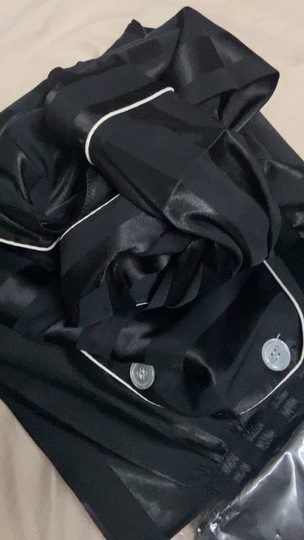 Bộ Pijama Lụa Dài Tay Sọc Gấm Mềm Mịn IVY614B photo review