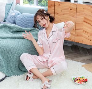 mẫu đồ bộ lụa đẹp hồng trơn